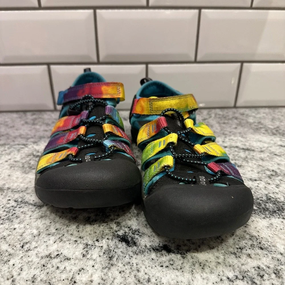 KEEN Kids' Water Sandals Colorful Tie Dye Adjustable‎ Strap Size 4